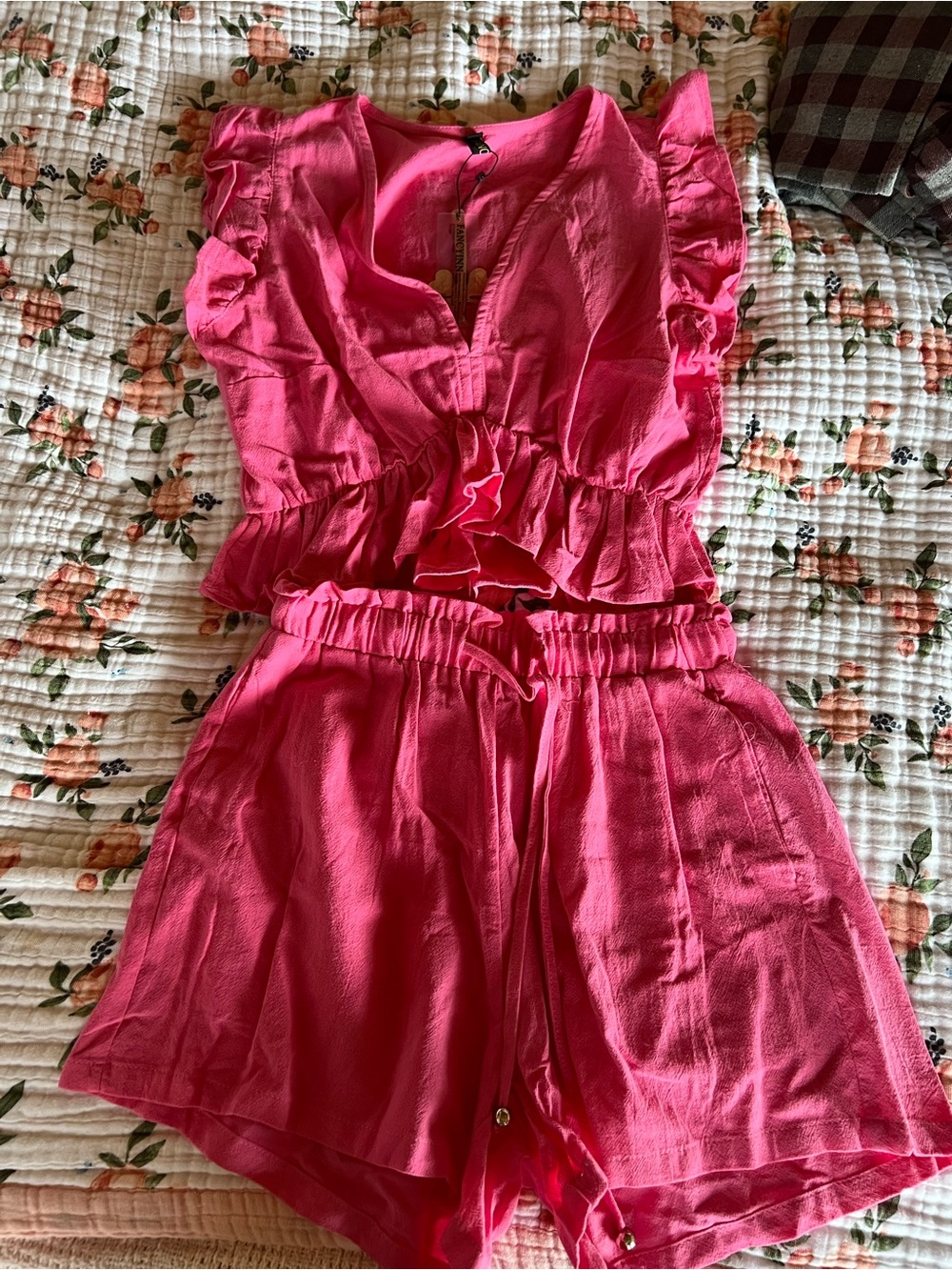 Fancyinn Bright Pink Clover Tag Top And Short Set.